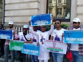 Photos: Nigerian youths in London hold #IstandwithBuhari2019 rally