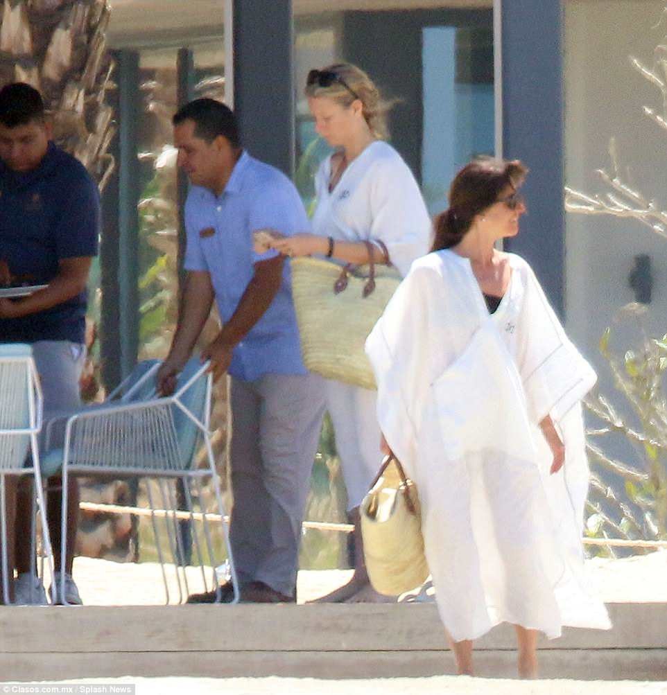 Actress Gwyneth Paltrow holds bachelorette party with 13 women from all aspects of her life in Mexico (Photos)