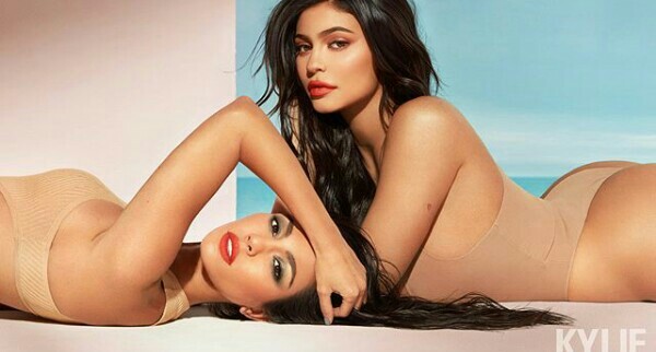 Kylie Jenner shares stunning photo from photoshoot with Kourtney Kardashian to mark her 39th birthday