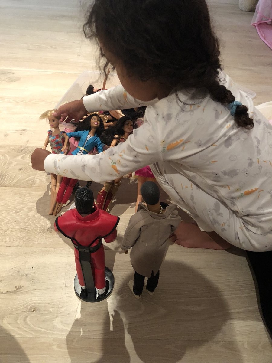 North West plays with her dad, Kanye\'s doll (photos)