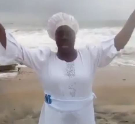 'God, my country is dying' - Nollywood actress, Iya Rainbow heads to the beach dressed in a white garment to pray for Nigeria (Video)