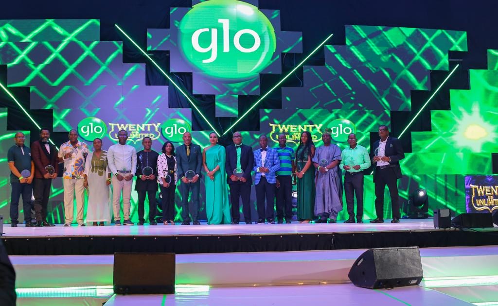 Glo throws high octane party for staff …Rewards long service, excellence, talent